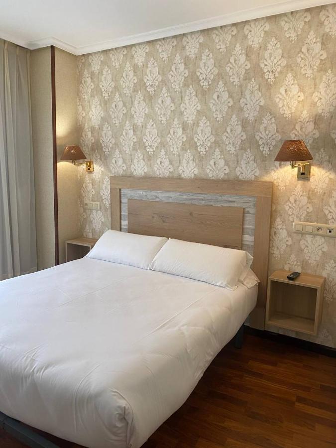 Hotel Puerto De Candas Luaran gambar