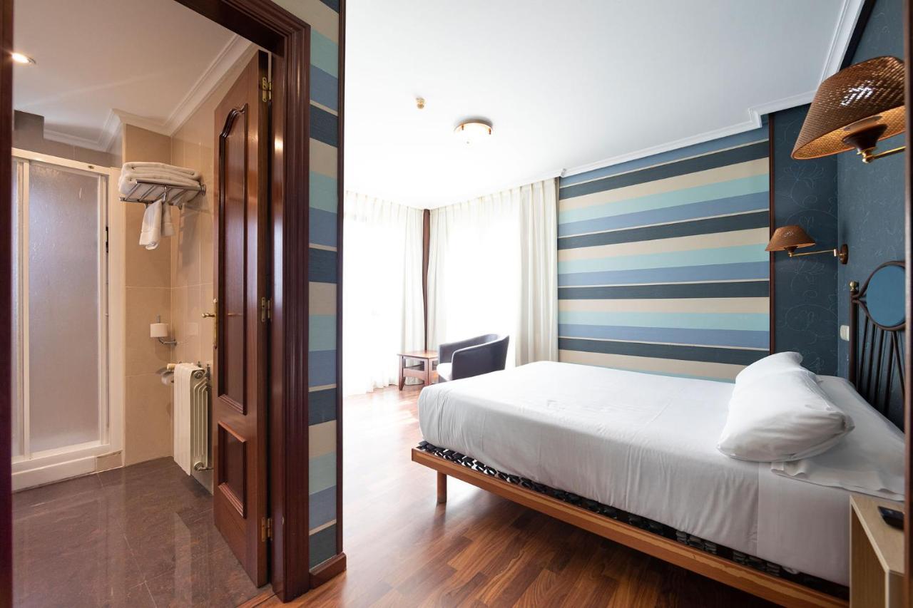 Hotel Puerto De Candas Luaran gambar