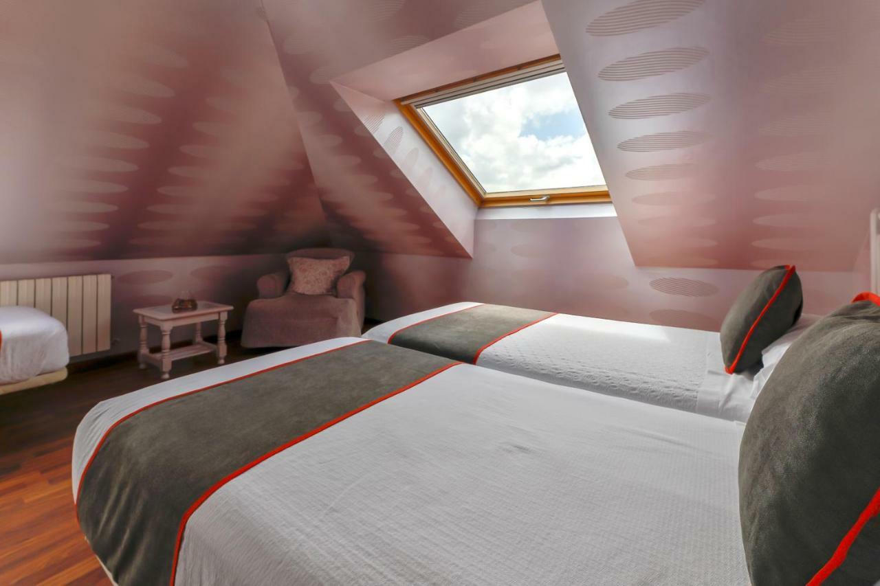 Hotel Puerto De Candas Luaran gambar